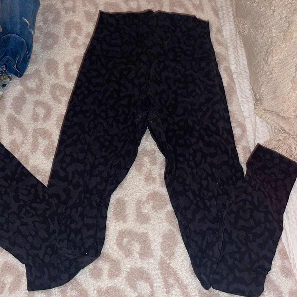 Lululemon leggings align